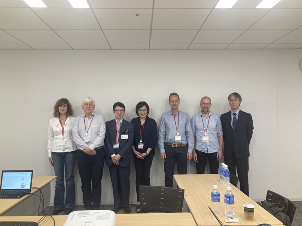 ET-ODQMS-family-picture